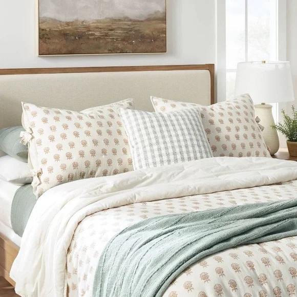 Full/Queen Lofty Cotton Slub Woodblock Print Floral Quilt Threshold Studio McGee - Picture 2 of 9